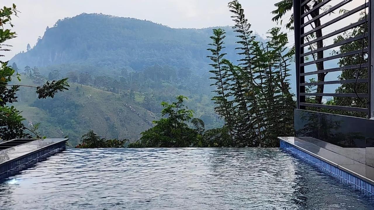Serenite Ella Luaran gambar